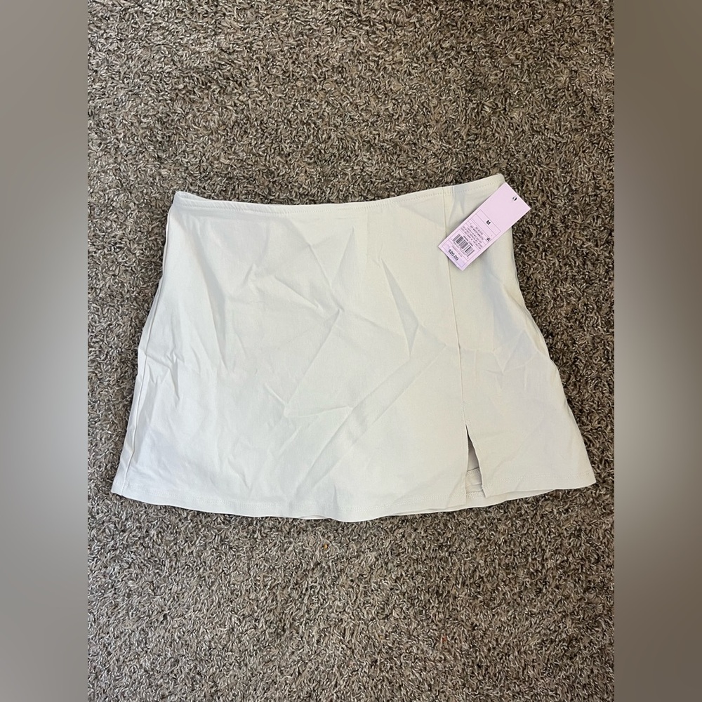 Wild Fable‎ Cream Mini Skirt